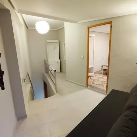 Acogedora Casa En *